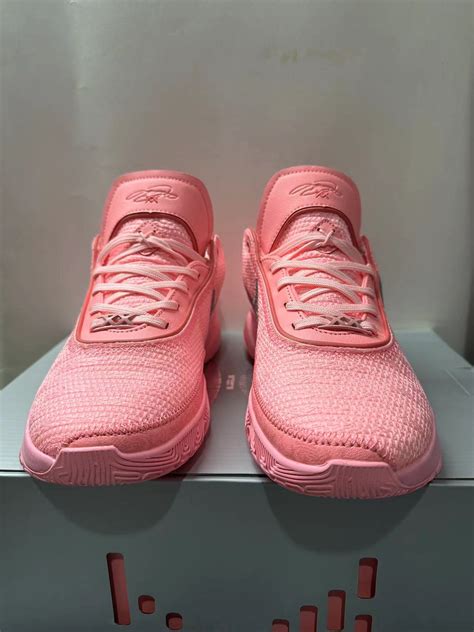 Nike LeBron 20 EP ‘Pink’ – Bjohn Sneakers