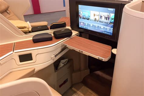 Saudi Arabian Airlines Business Class 的图像结果