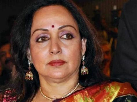 Hema Malini Has Been Allotted Crores Worth Of Land For Just Rs 70, 000!