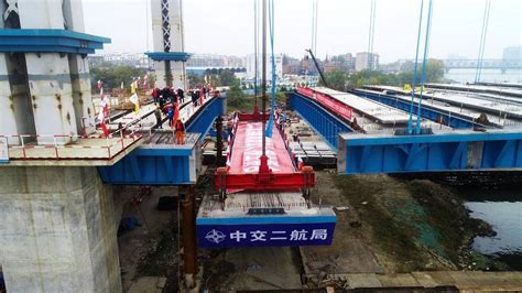 在汉央企中交二航局承建，襄阳庞公大桥主桥今天合龙-搜狐大视野-搜狐新闻