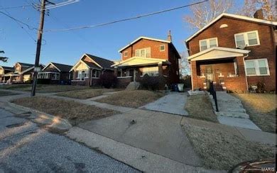 7025 Hunter Ave, Saint Louis, MO 63121 | Homes.com