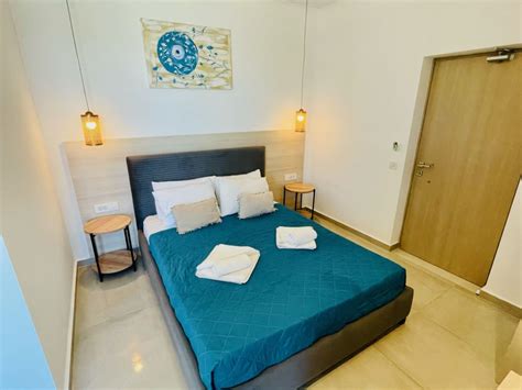 Aphrodite Studios & Apartments Alykes Zante Zakynthos Greece