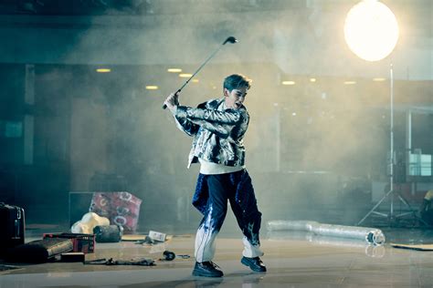 Champagne Poppin มิวสิควิดีโอเพลงใหม่ TRINITY โปรดักชั่นฝีมือคนไทย หวังดัน T-POP ไปให้สุดบาร์!!