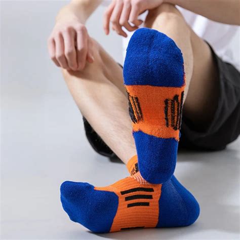 BUY ANKLE LENGTH SOCKS COLLECTION – Sockscarving