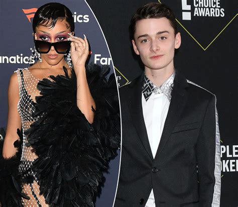 Noah Schnapp Reacts After Doja Cat Calls Him Out For Leaking Her ...