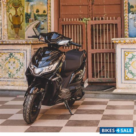 Zelo Zaeden Plus price, specs, mileage, colours, photos and reviews ...