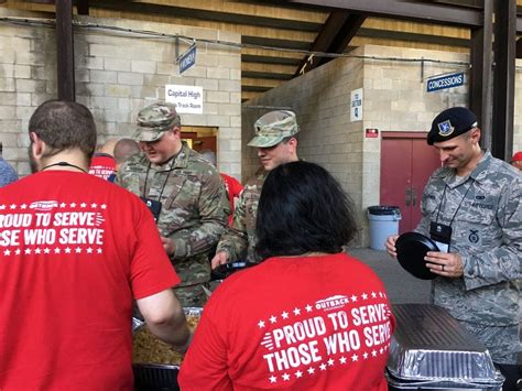 Outback Steakhouse Office Photos | Glassdoor