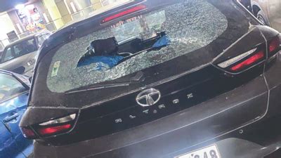 2 Break Windshields Of 20 Cars At Parking Lot & Flee | Gurgaon News ...