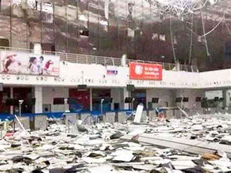 Biggest domestic & international airport in AP falls apart - Hudhud ...