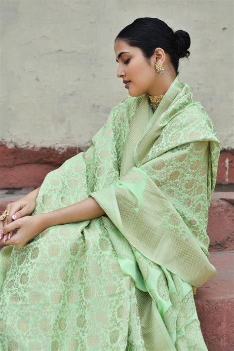 10 Modern Trendy Hairstyle For Saree | Binal Patel