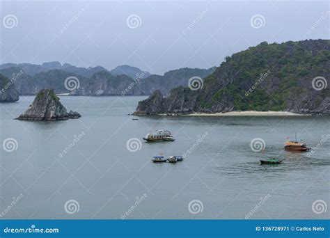 Beautiful Panorama of Ha Long Bay Descending Dragon Bay Popular Tourist ...