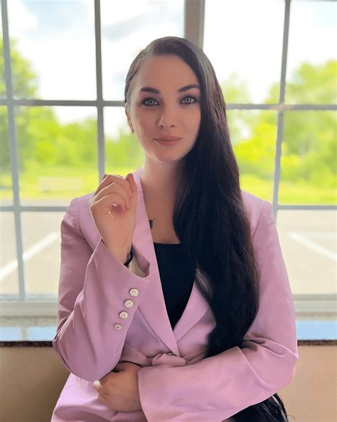 Portraits of Resilience - Bold Journey Magazine