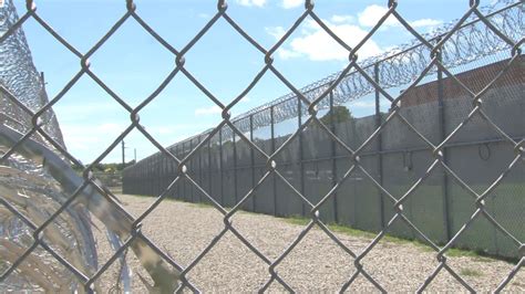 Assault at Alvin S. Glenn Detention Center sends one to hospital | wltx.com