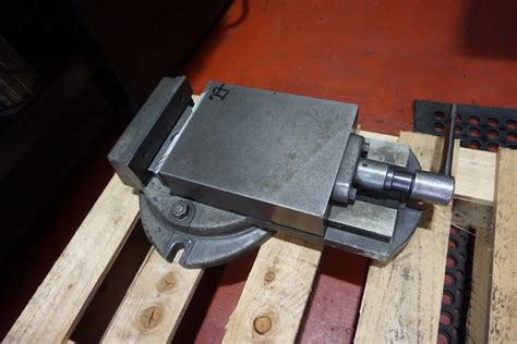 Swivel Machine Vice 的图像结果