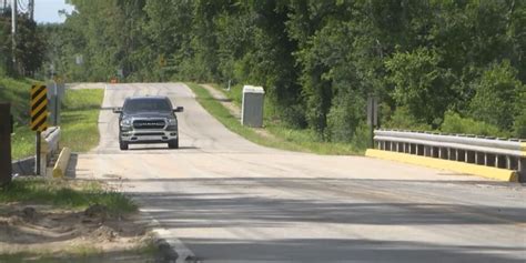 REMINDER: Lane closure planned for Hanshaw Road Bridge