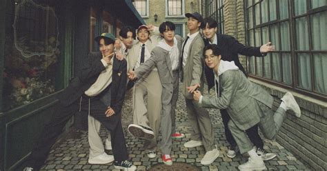 What's in the cards for BTS? Tarot reading reveals powerful shifts for ...