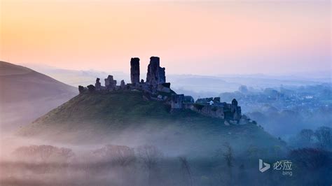 Bing Wallpaper Castle 的图像结果