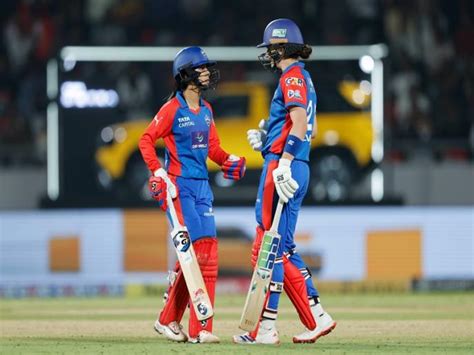 WPL 2026: दिल्ली कैपिटल्स ने आरसीबी को दी इस सीज़न की पहली हार, 7 विकेट ...