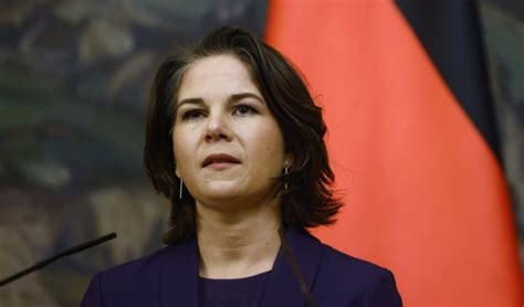 berbok na stolu opcije za sankcije severni tok dva - Informer.rs