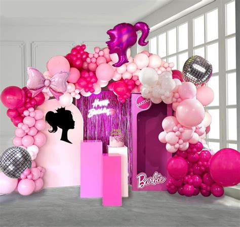 Pin by Julie Gutierrez on Barbie Party 🎀 | Barbie party decorations ...