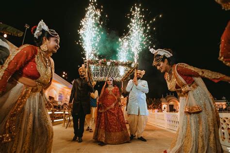 10+ Reel Ideas to Make Your Wedding Go Viral in 2025