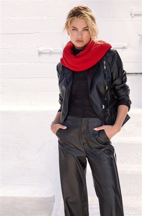 High-Quality Women's Fashion – Clothing & Accessories | monari Onlineshop