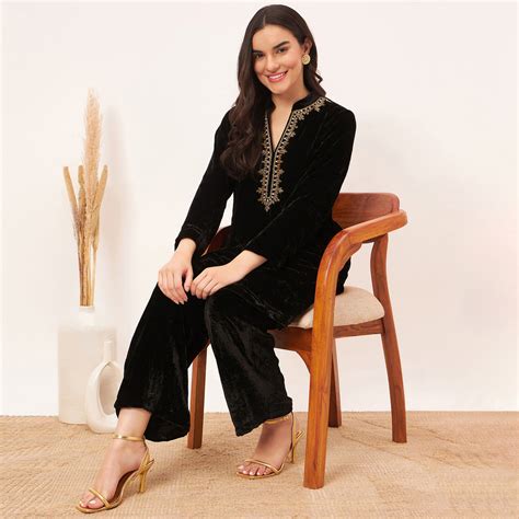 Black Hand Embroidered Silk Velvet Kurta and Straight Pants Set – First ...