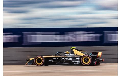BUONE PRESTAZIONI PER I GIOVANI PILOTI DS PENSKE NEI ROOKIE TEST DI ...