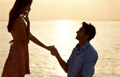 10 Things Not To Do In An Elevator