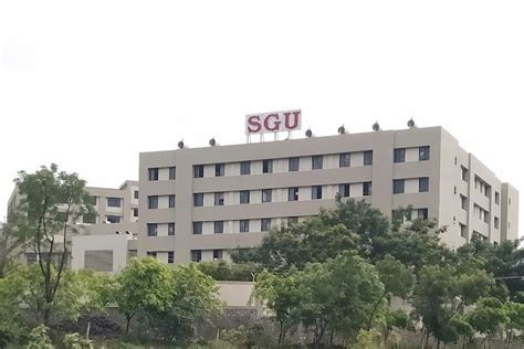 Fee Structure of Sanjay Ghodawat University’s B.Tech Program Review by ...