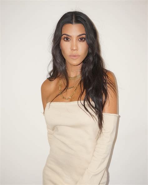 Kourtney Kardashian Photos