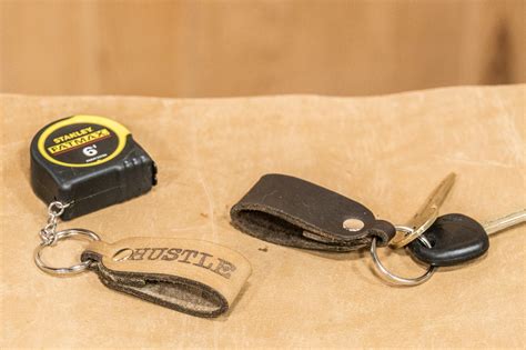 Leather Photo Key Chain Tutorial 的图像结果