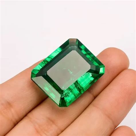Prism Jewel 11.25 Ratti Green Premium Quality Certified Emerald (Panna ...