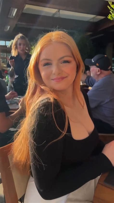 18 Sexy Ariel Winter Photos - 12thBLOG