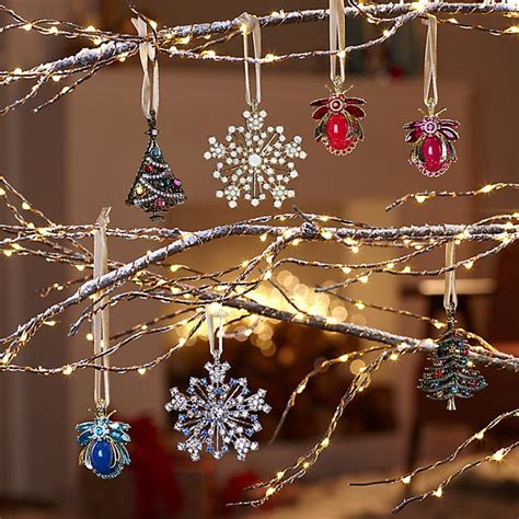 21 Luxury Christmas Decorations That'll Quickly Become Family Heirlooms