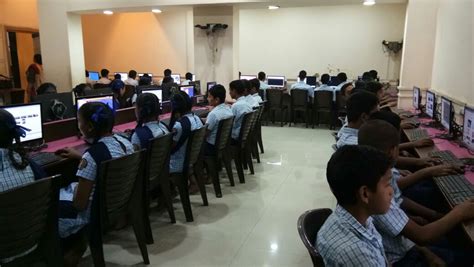 Guru Nanak English High School & Junior College, GTB Nagar