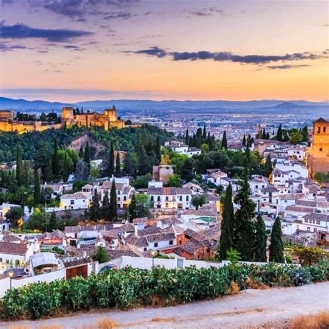 10 Must-Visit Historical Landmarks In India