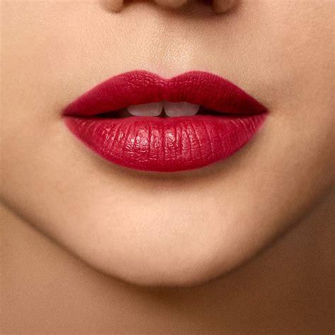 Rouge Essentiel Silky Creme Lipstick • Ultime