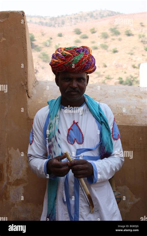 Raja Local People 的图像结果