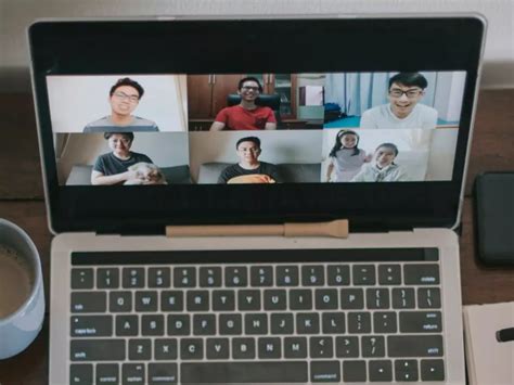 Switch Off Video In Virtual Meetings To Reduce ‘Zoom Fatigue,’ Study Finds