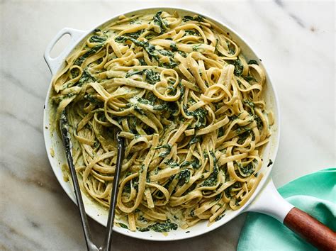 Spinach Fettuccine Pasta Al Dente Spinach Fettuccine Pasta