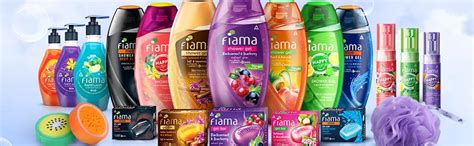 Buy Fiama Body Wash Shower Gel Blackcurrant & Bearberry, 895 ml Family ...