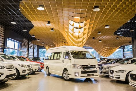 Buy Used Toyota Hiace Commuter 2024: Luxury MPV