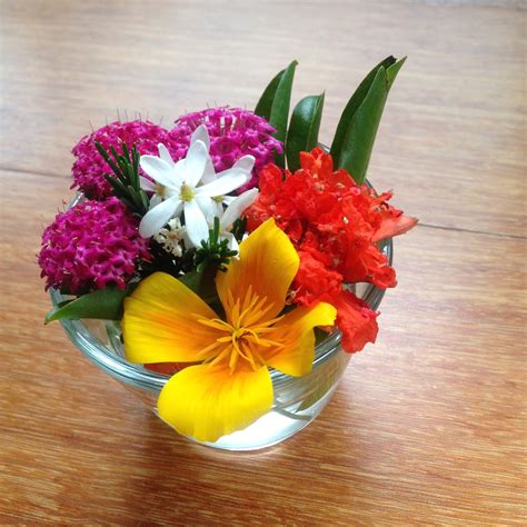 Image result for Small Simple Flower Arrangements