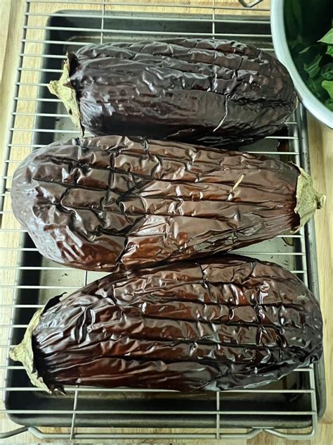 Polpette di Melanzane ~ Sicilian Eggplant Meatballs without Meat