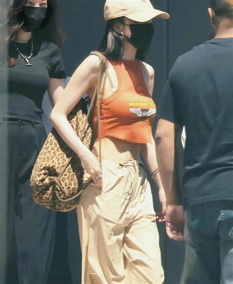 She weighs 80 kilograms but has a bust of 120 kilograms. One picture ...