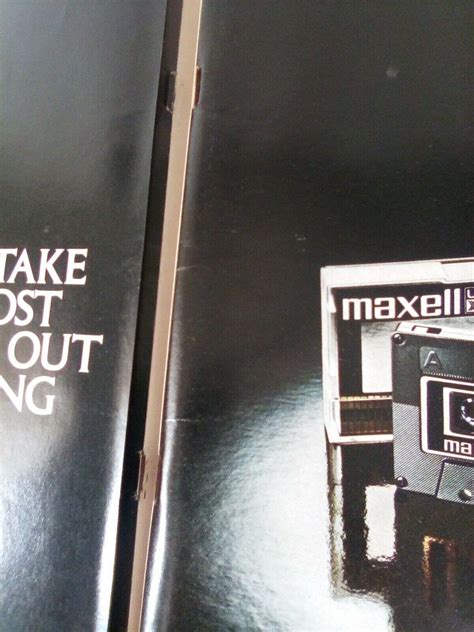 PLAYBOY October 1977 Kristine Winder POM Barbara Streisand Nureyev | #3920759494