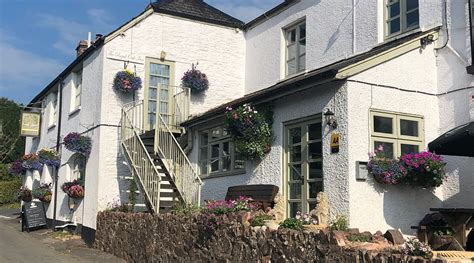 THE ROYAL OAK INN (Withypool) - Inn Reviews, Photos, Rate Comparison ...