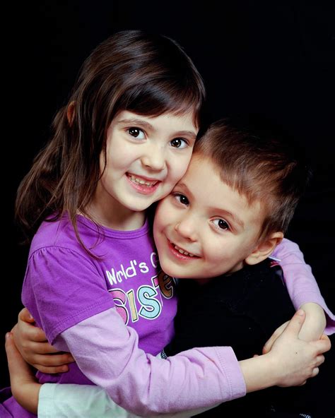 Sis vs Bro Poop Challenge 的图像结果