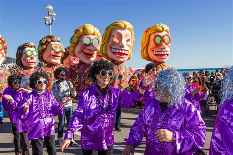 好，法国- 2月22 ：尼斯狂欢节在法国海滨 题材在2015年是音乐的国王 好，法国- 2015年2月22日 图库摄影片 - 图片 包括有 ...